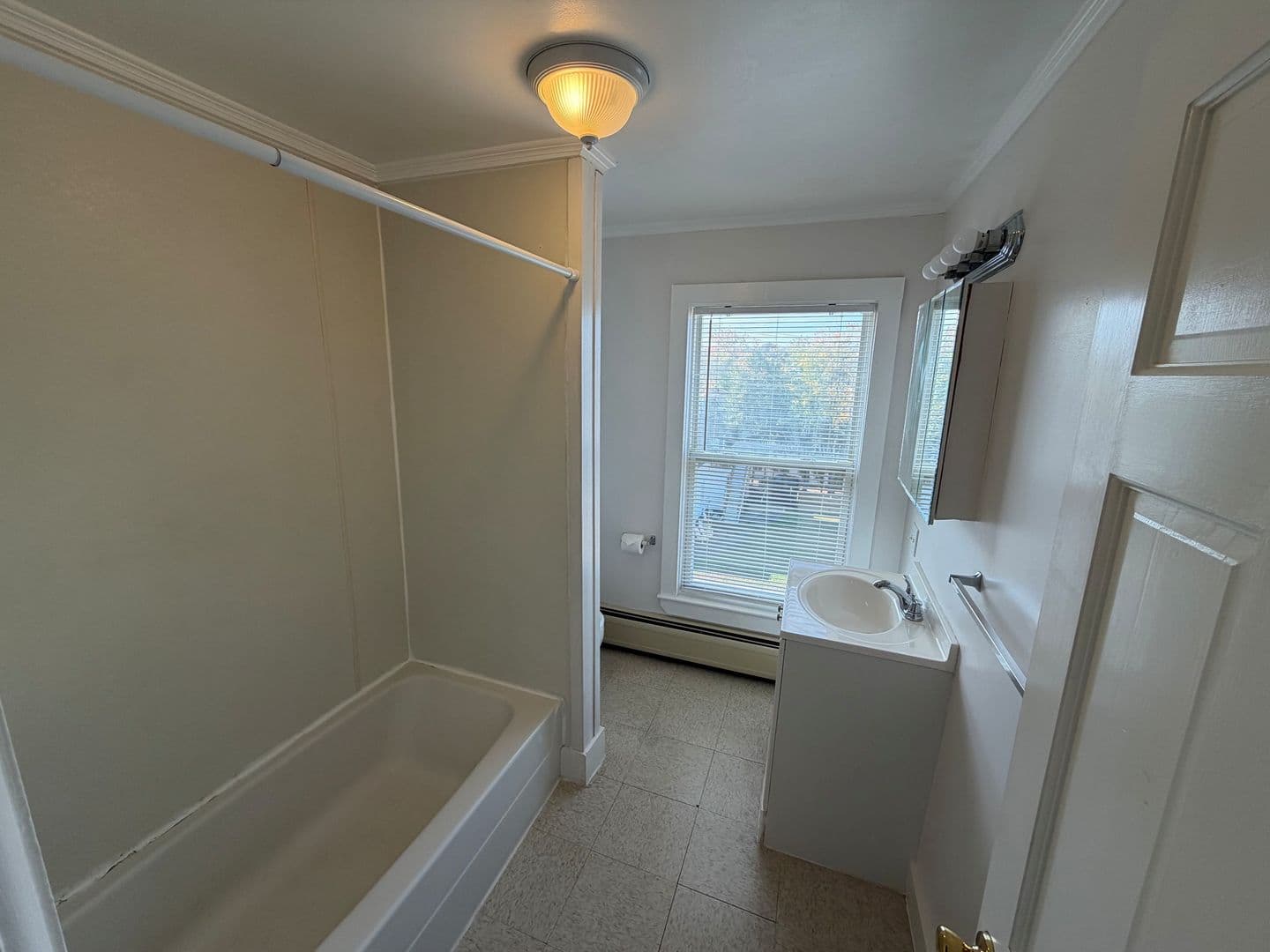 Biddeford Apartment: 344 Main St.