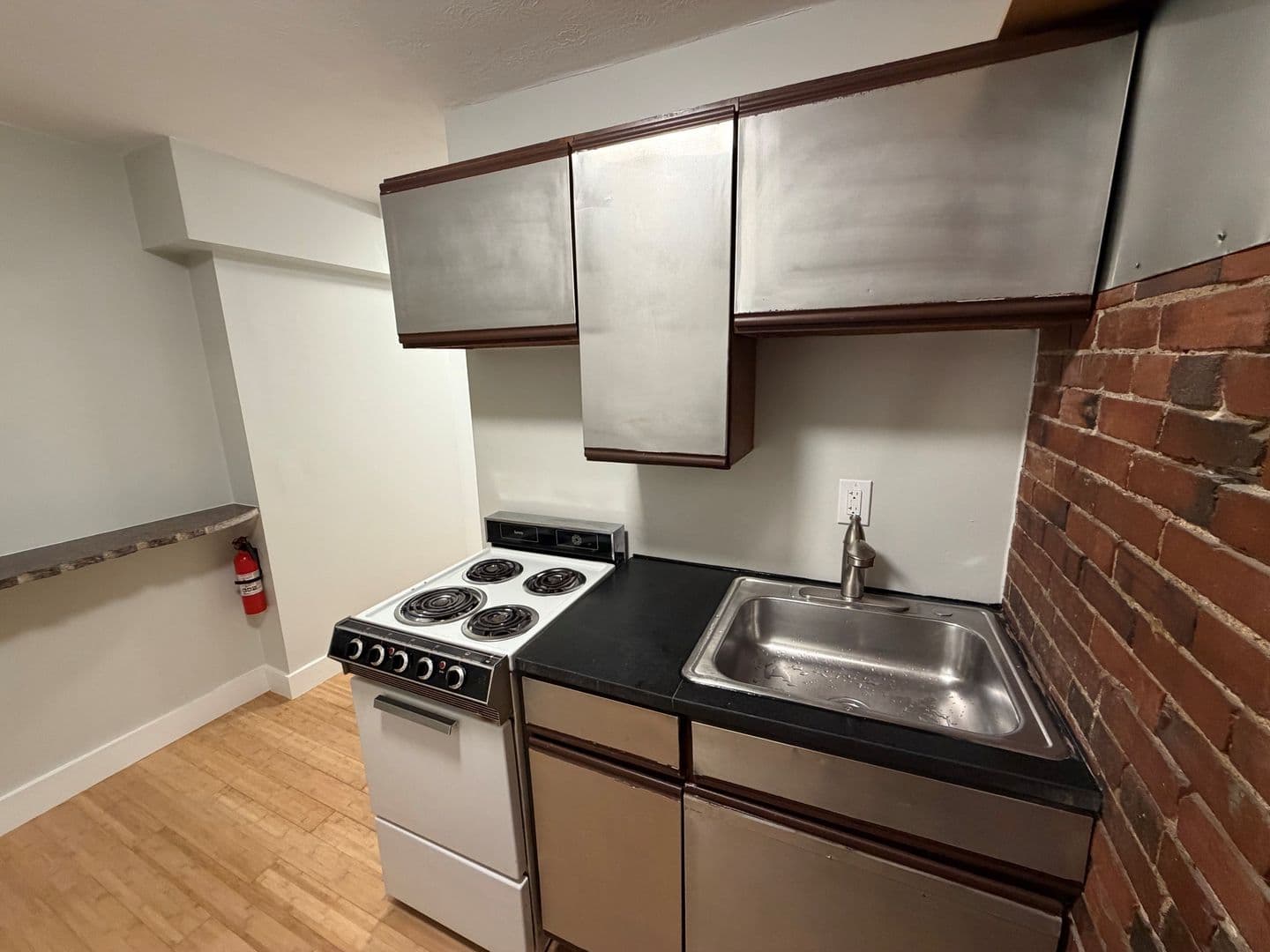 Biddeford Apartment: 215 Main Street
