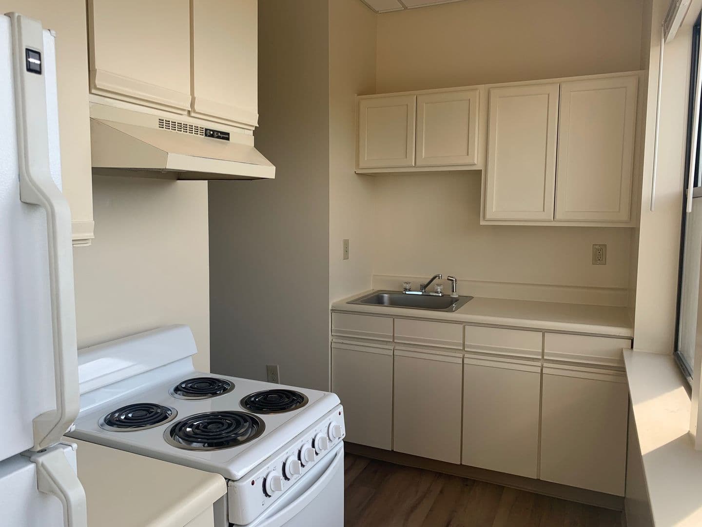 Portland Apartment: C/O Dirigo Management Company