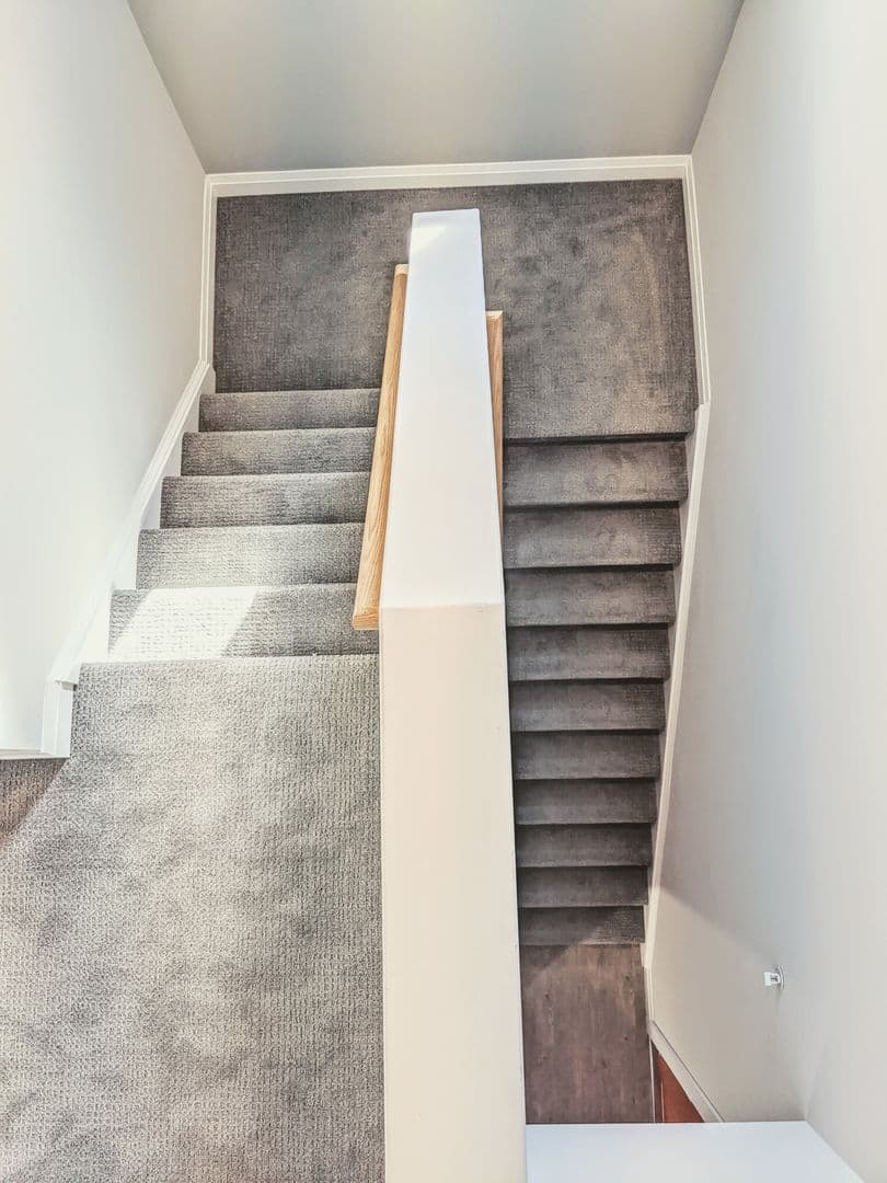 Norwalk Apartment: 1 Bates Court