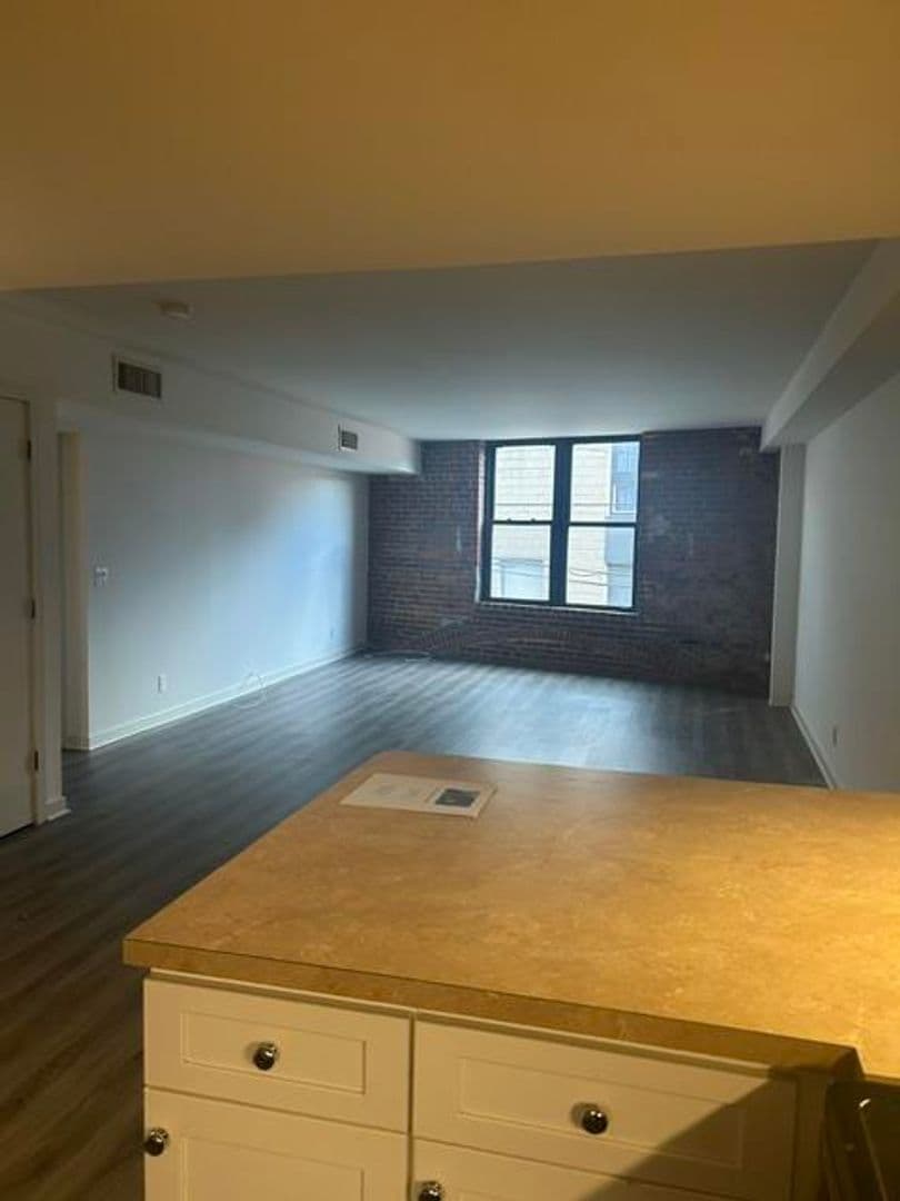 Norwalk Apartment: 10 Wall Street