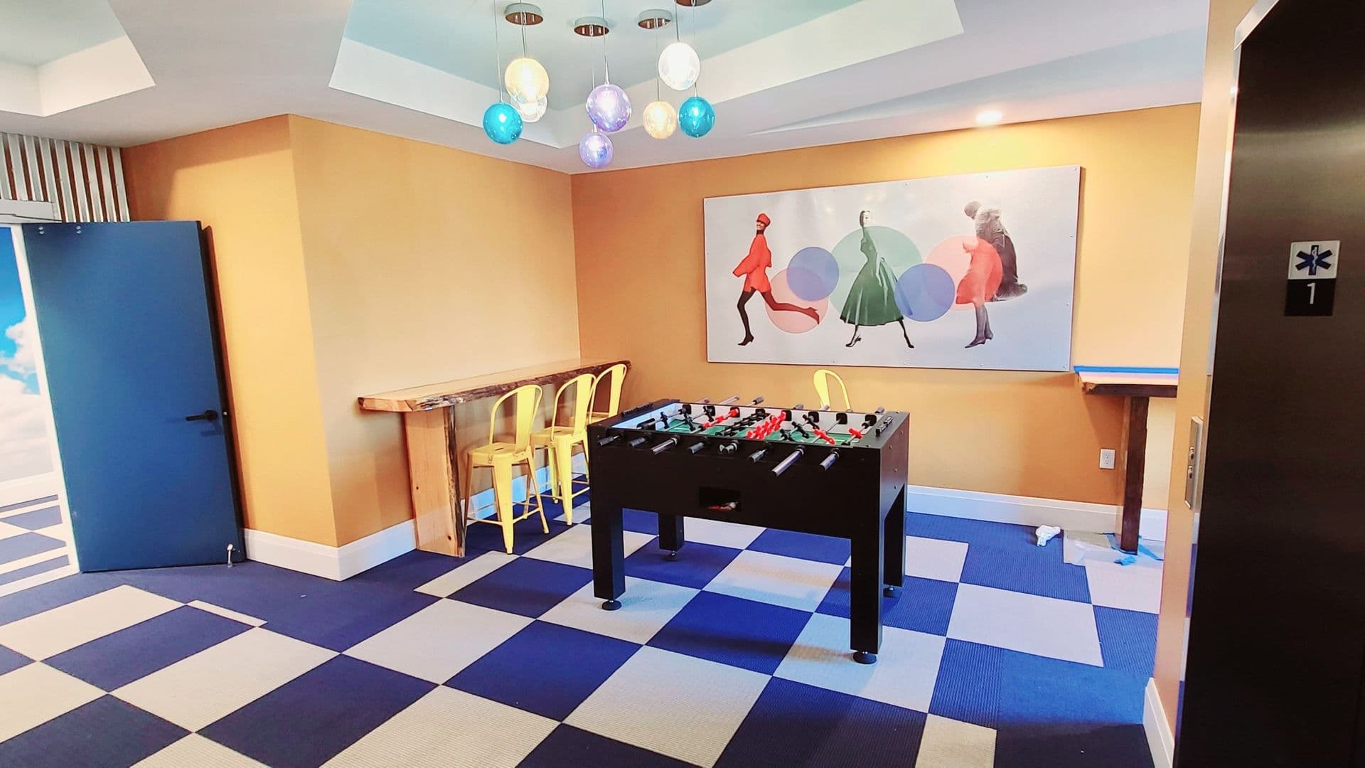 Norwalk Apartment: 1 Bates Court