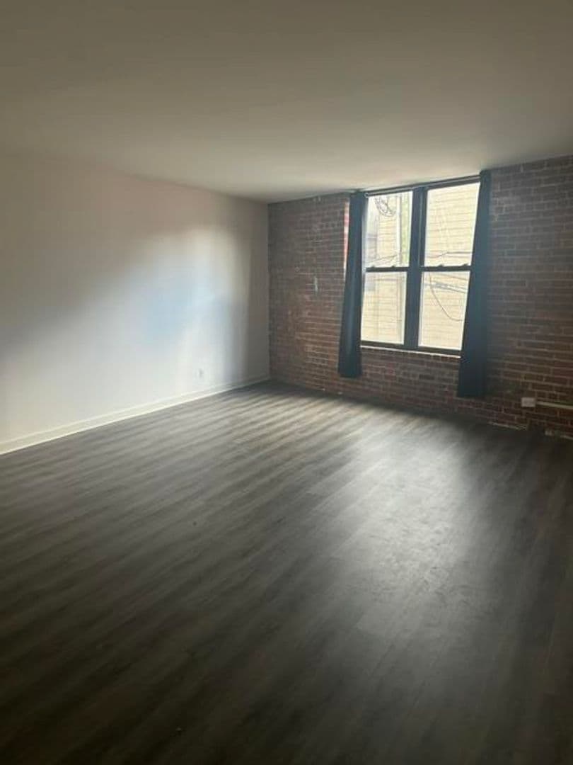 Norwalk Apartment: 10 Wall Street