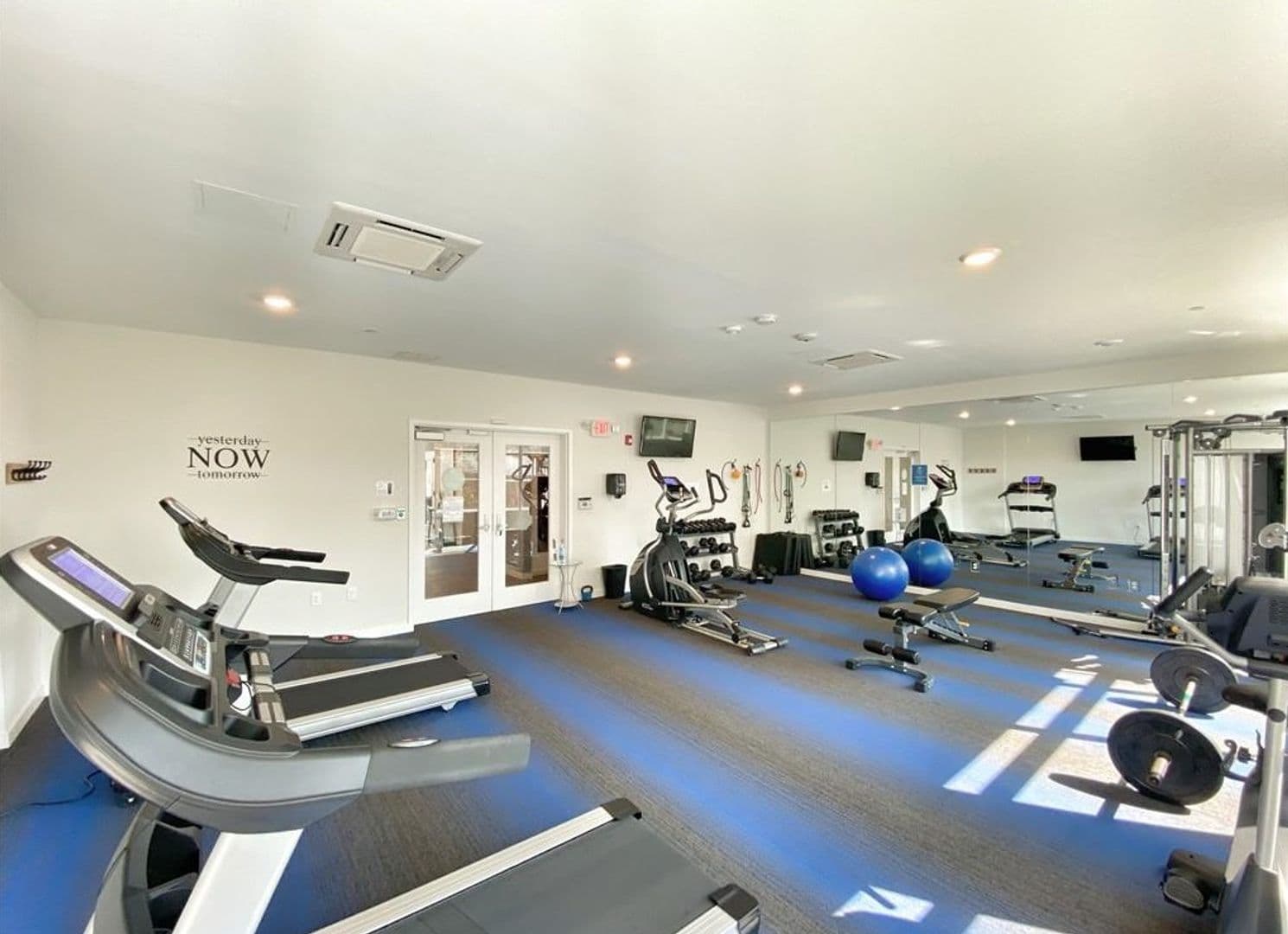 Norwalk Apartment: 1 Smith Street