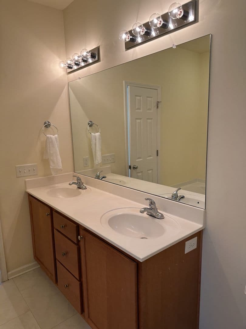 Pooler House: 169 Regency Circle