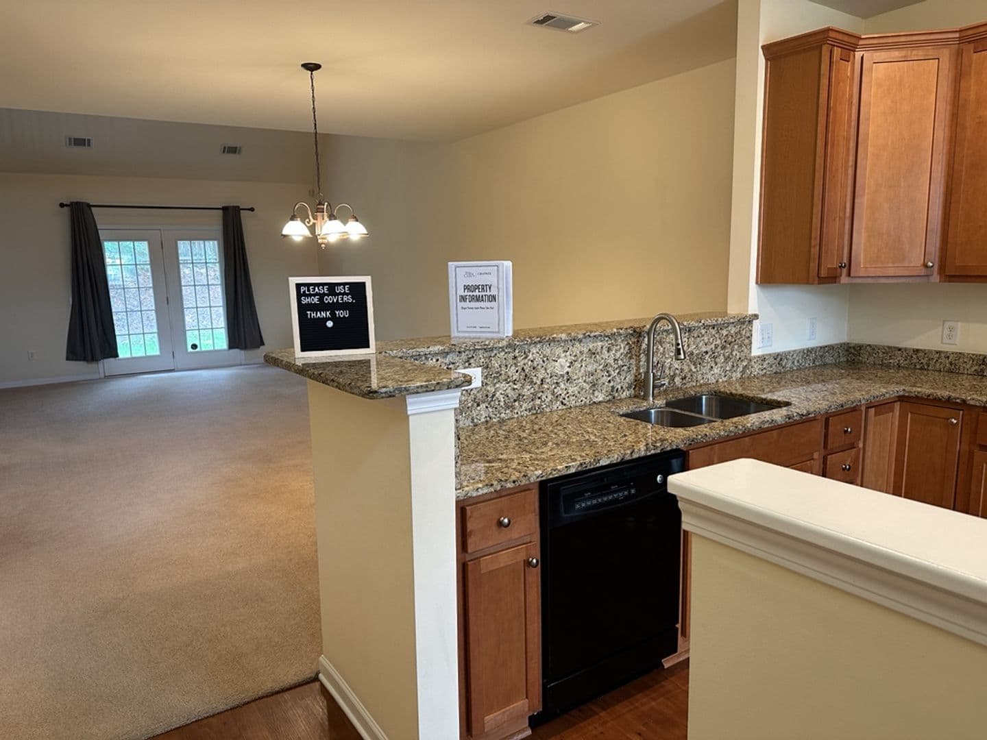 Pooler House: 169 Regency Circle