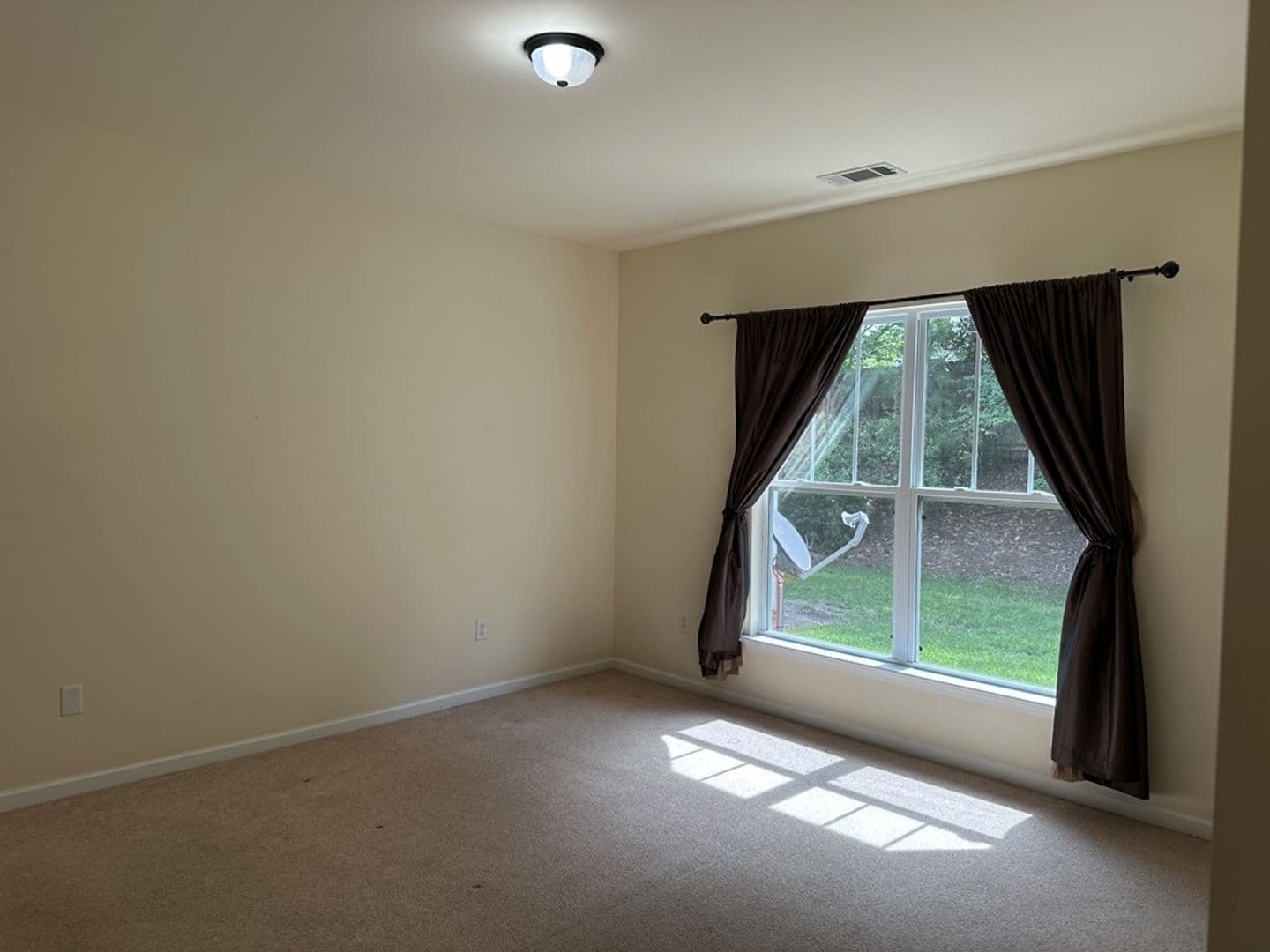 Pooler House: 169 Regency Circle