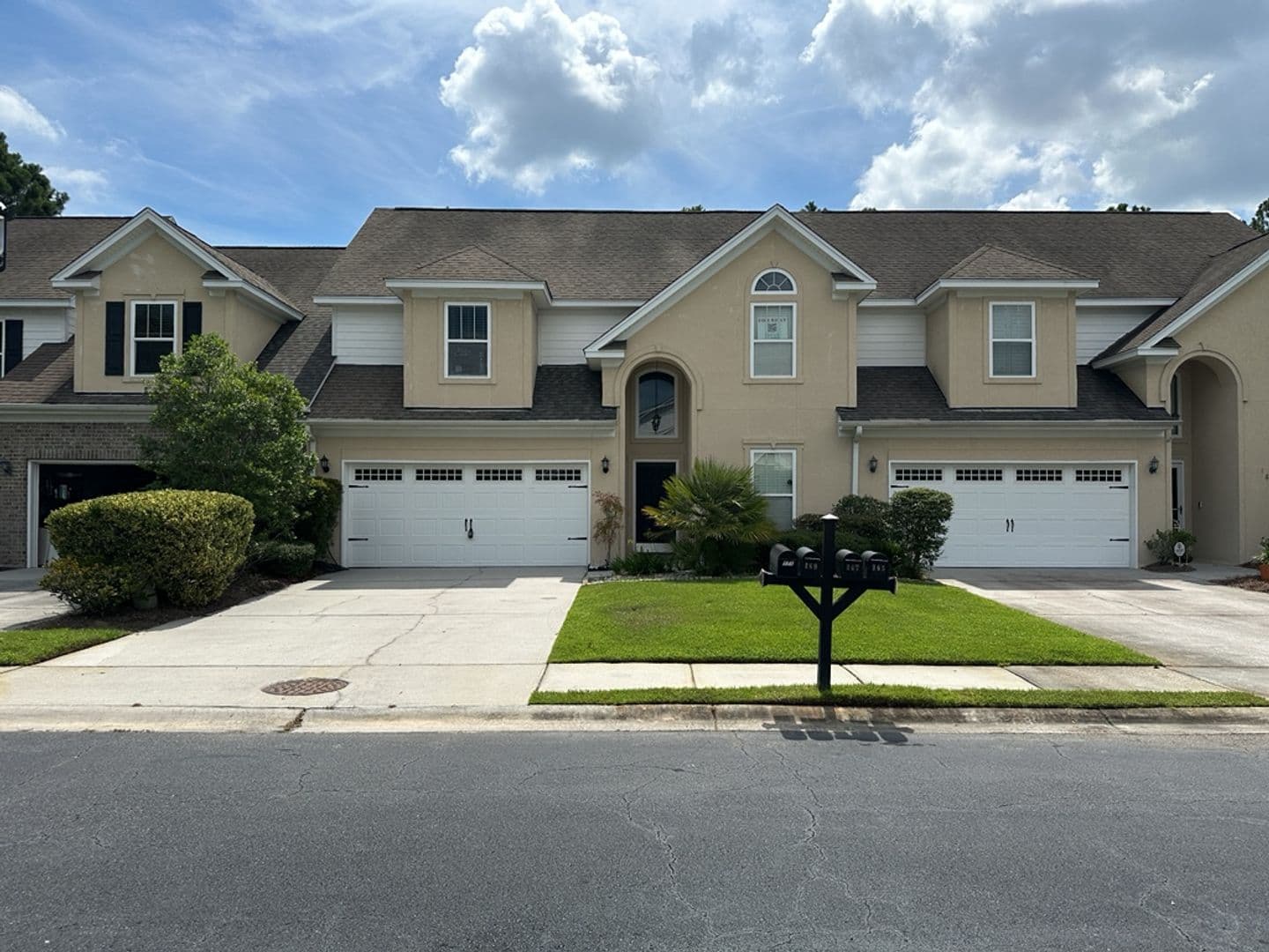 Pooler House: 169 Regency Circle