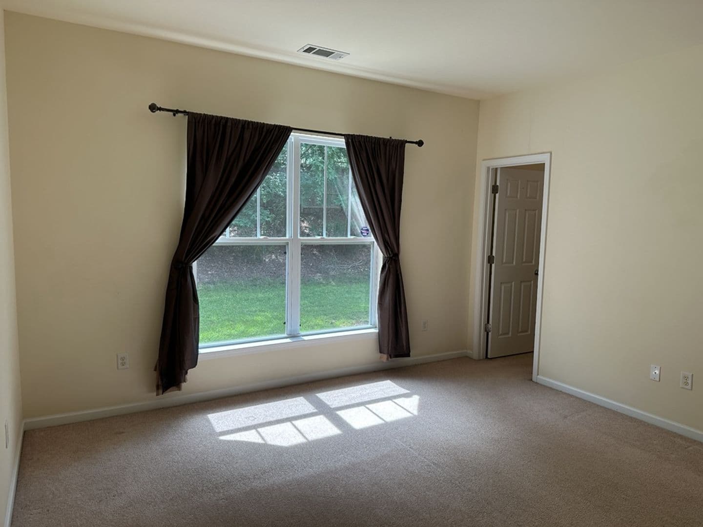Pooler House: 169 Regency Circle