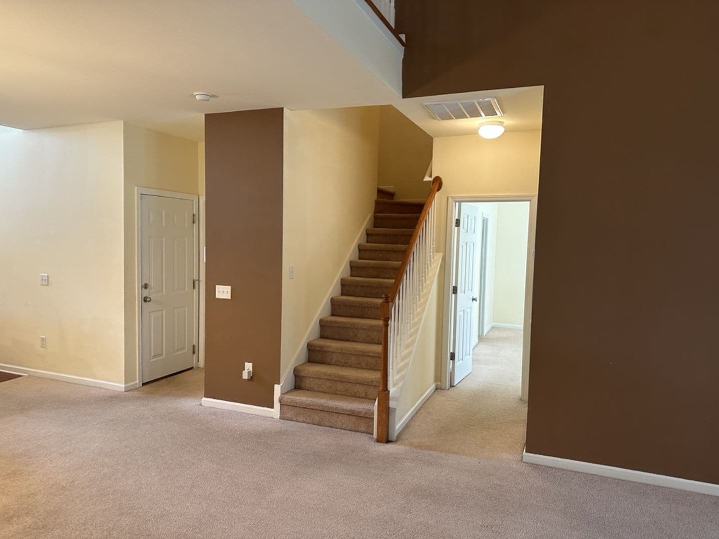 Pooler House: 169 Regency Circle