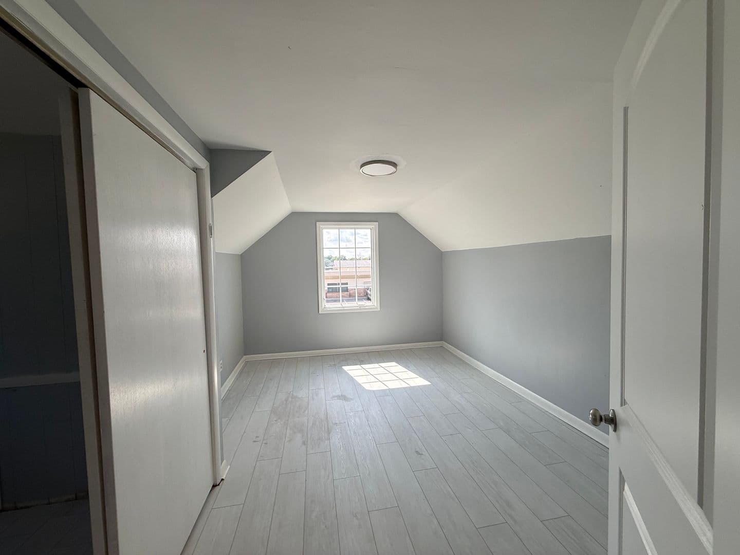 Indianapolis House: 2801 Columbia Avenue