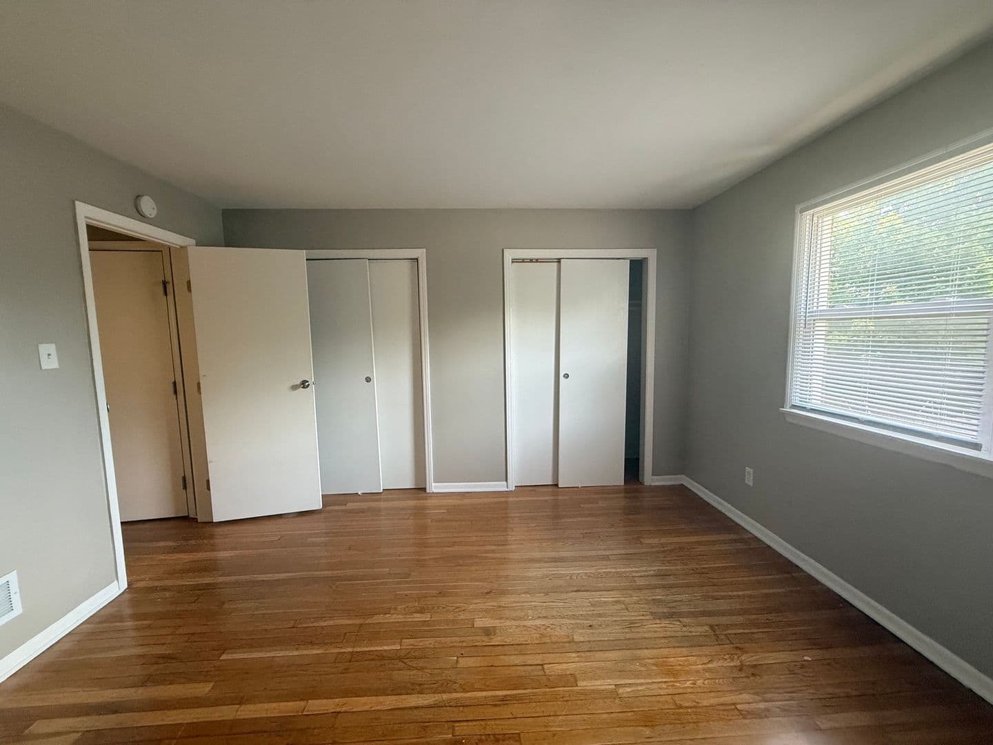 Lawrence Apartment: Boy Scout Road