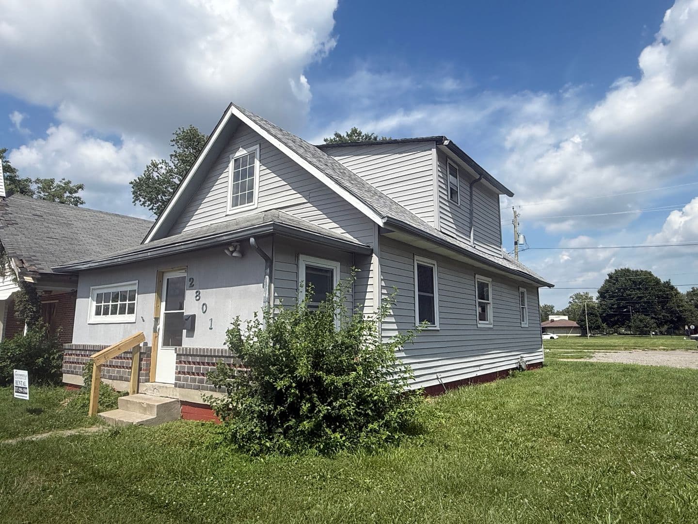 Indianapolis House: 2801 Columbia Avenue