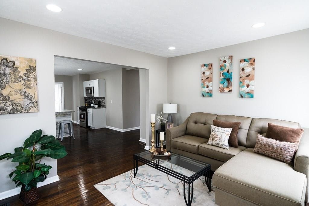 Indianapolis House: 415 Iowa Street