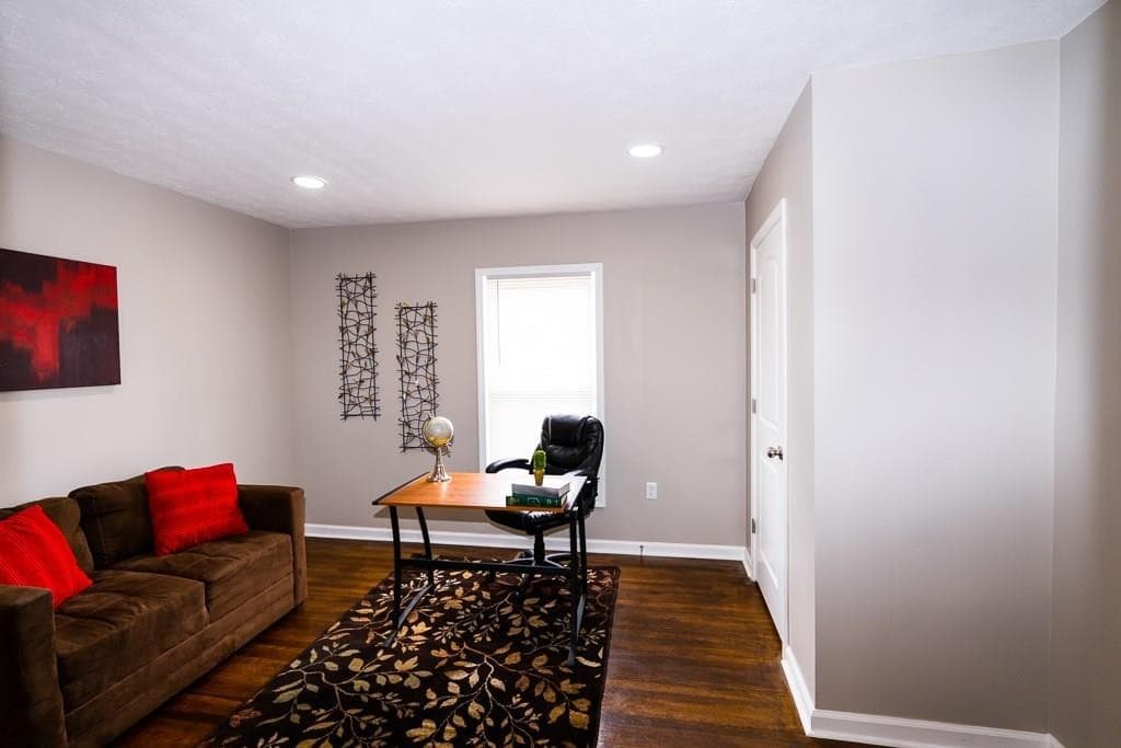Indianapolis House: 415 Iowa Street