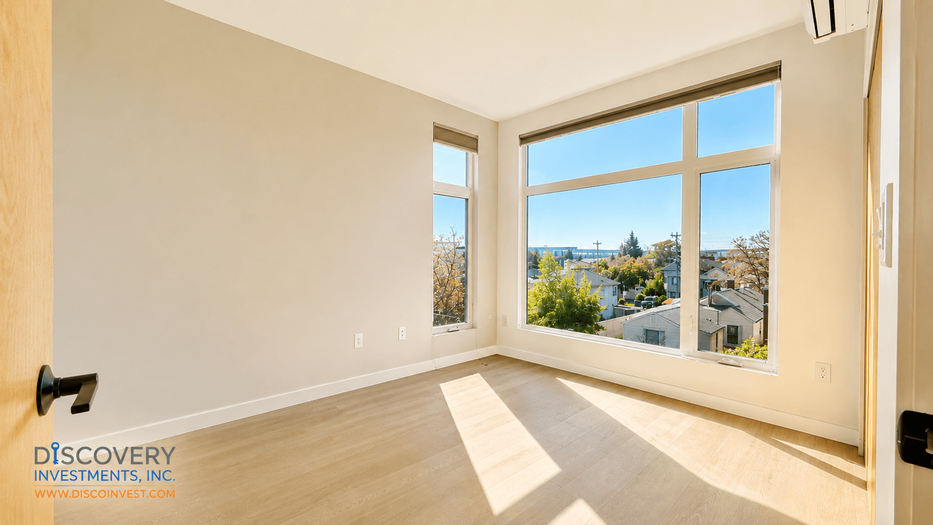 Oakland Townhome: 3235 Louise St. #C
