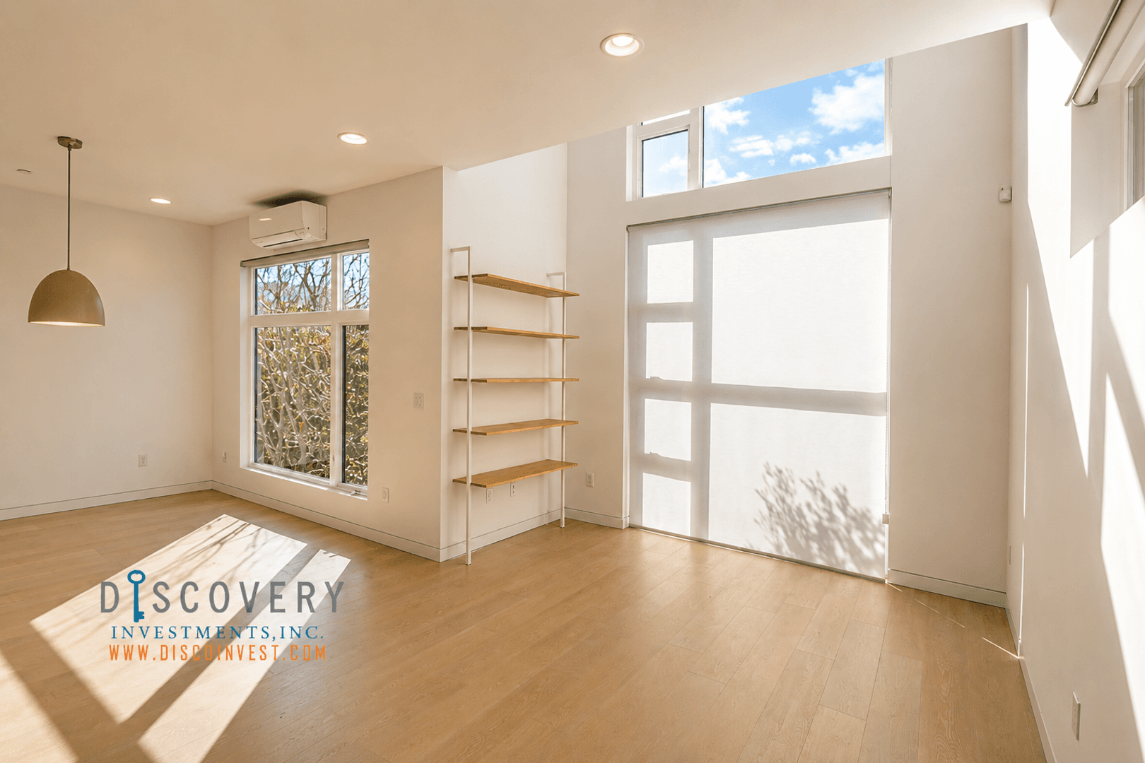 Oakland Townhome: 3235 Louise St. #C