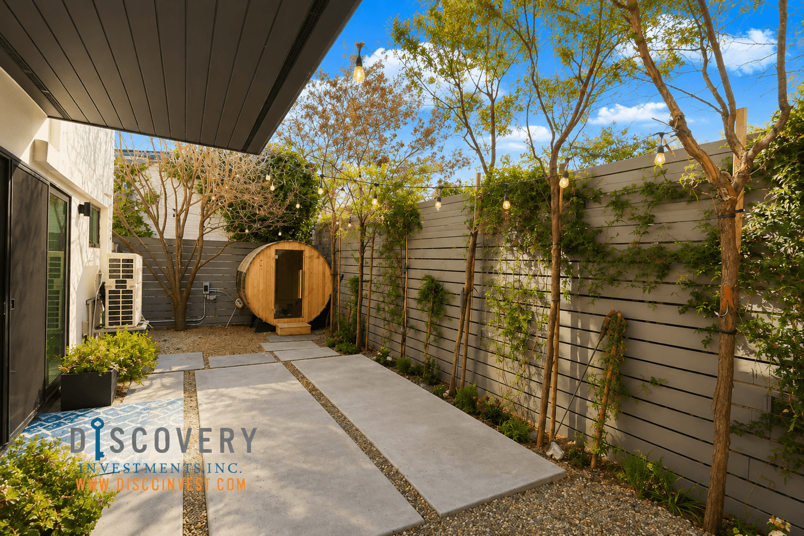 Oakland Townhome: 3235 Louise St. #C