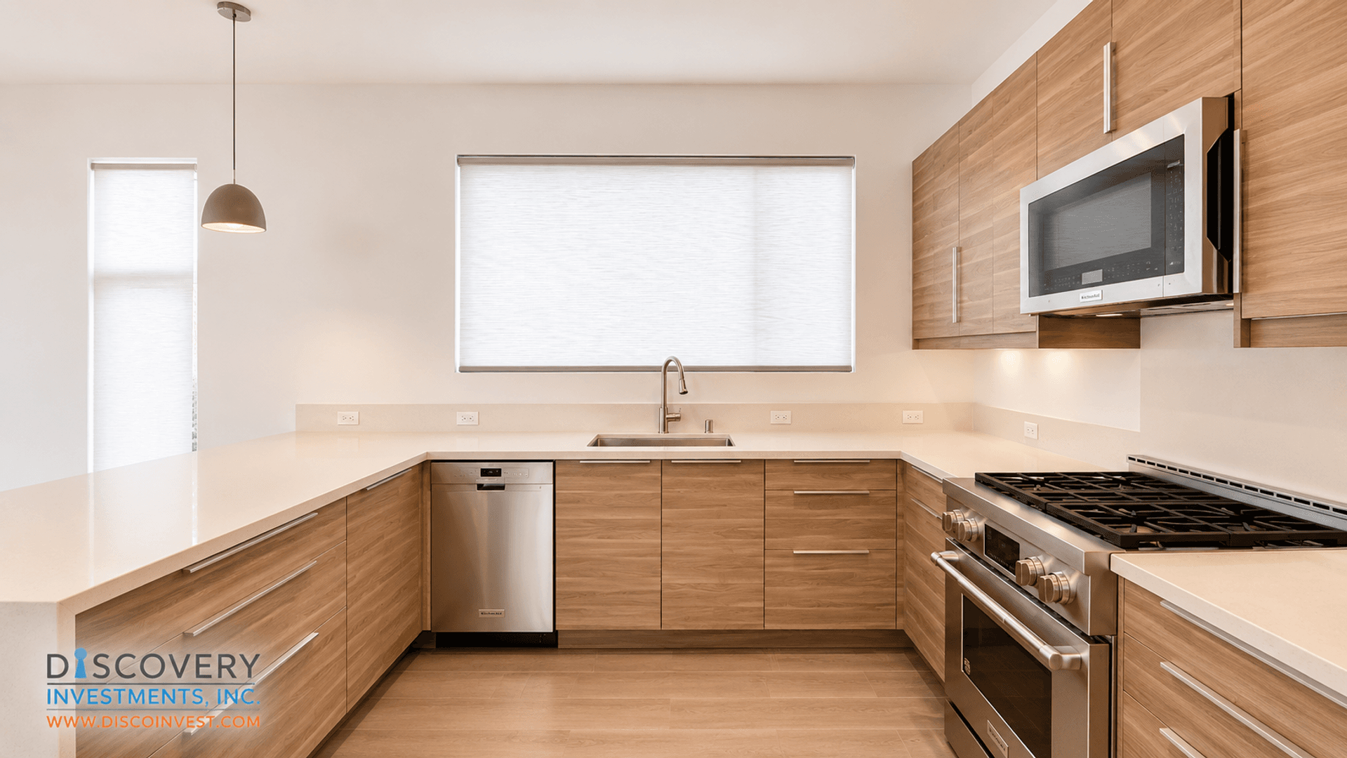 Oakland Townhome: 3235 Louise St. #C