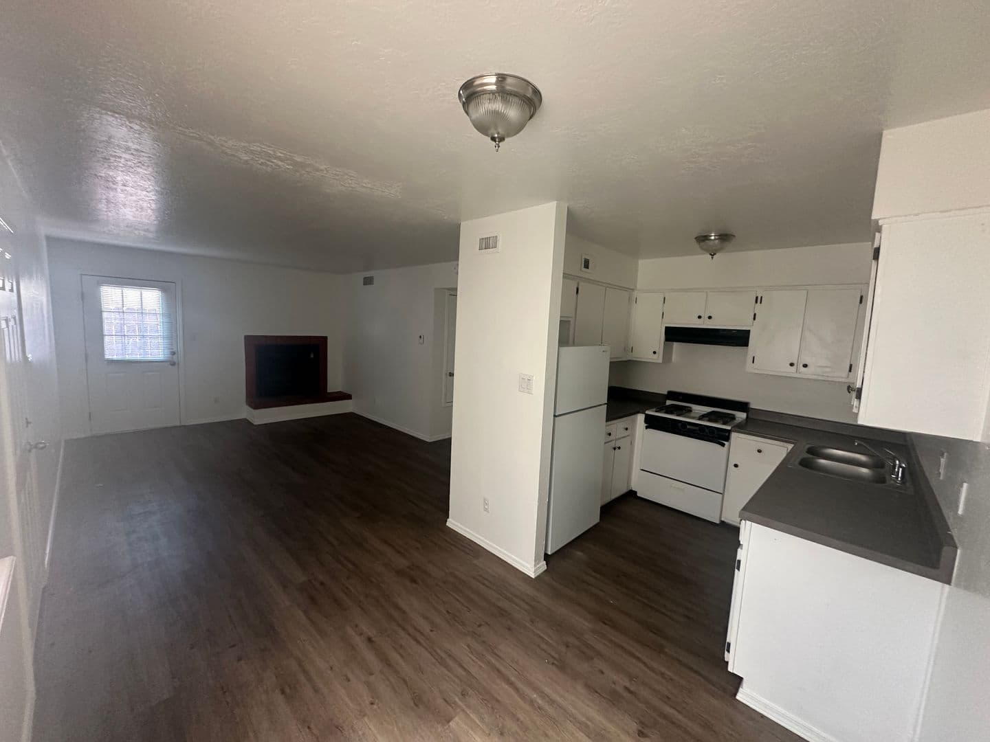Albuquerque Apartment: 1237 B Menaul Blvd NW