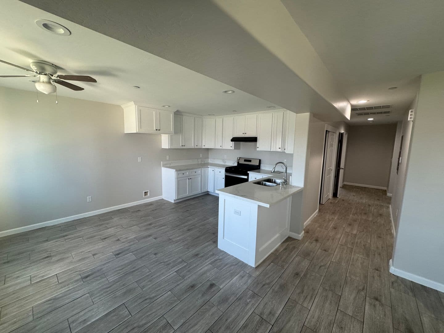 BAKERSFIELD Apartment: 1627 VIRGINIA AVE