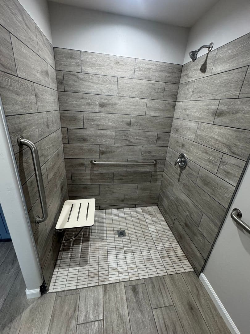 BAKERSFIELD Apartment: 1627 VIRGINIA AVE