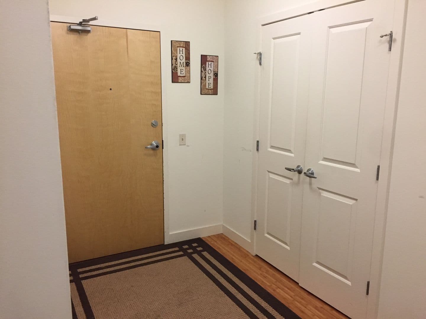 South Burlington Apartment: 78 Eastwood Drive