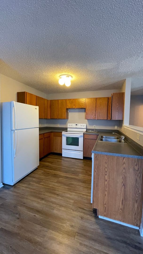 Lafayette House: 4113 Doten Dr