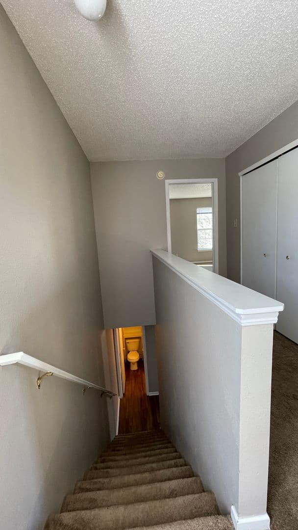 Lafayette House: 4113 Doten Dr