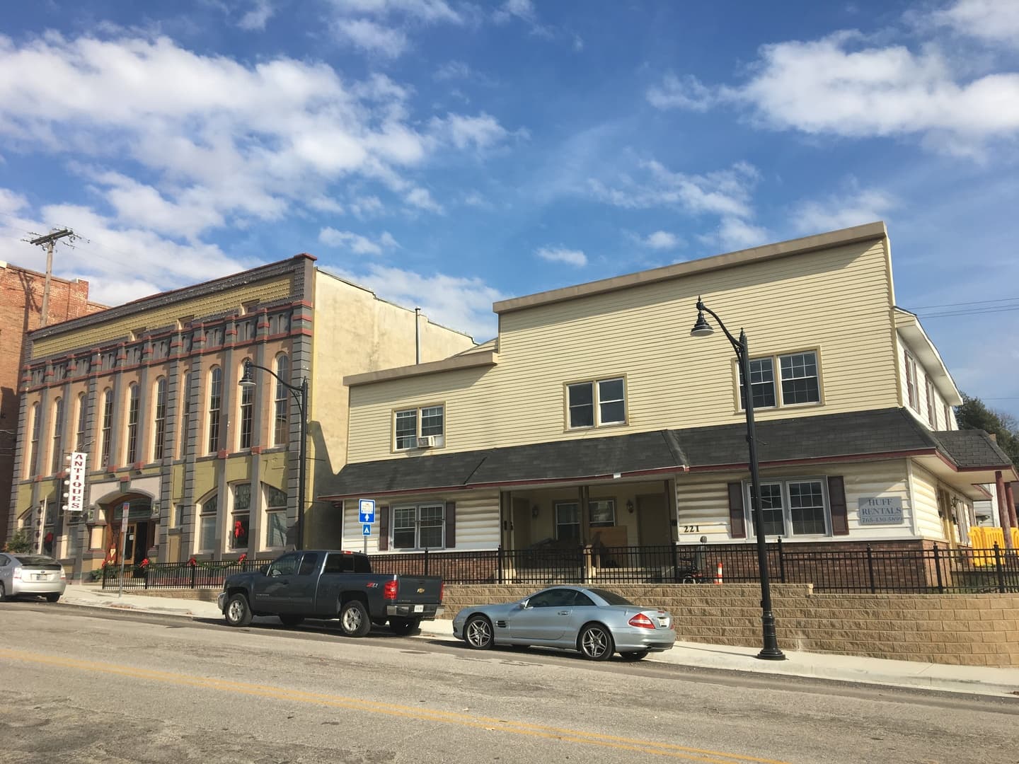 Delphi Apartment: 221 S. Washington Street