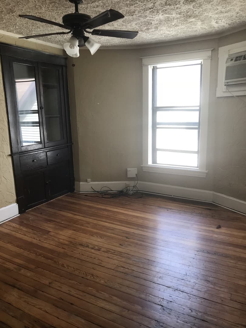 Lafayette Apartment: 1115 Main Street