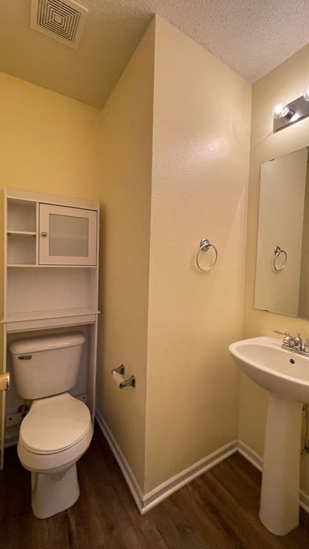 Lafayette House: 4113 Doten Dr