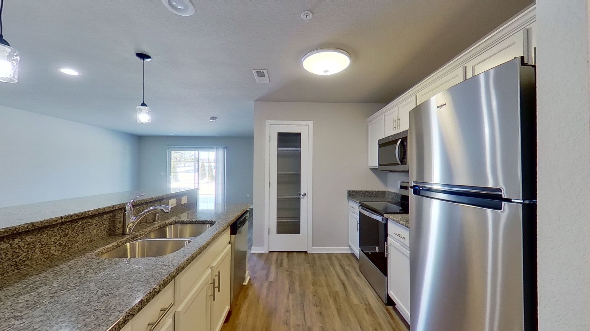 Slinger Apartment: 1777, 1779, 1815 American Eagle Dr.