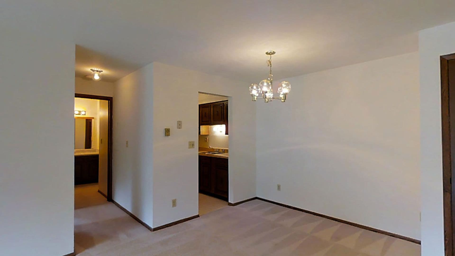 Menomonee Falls Apartment: N76 W14675 Market Drive