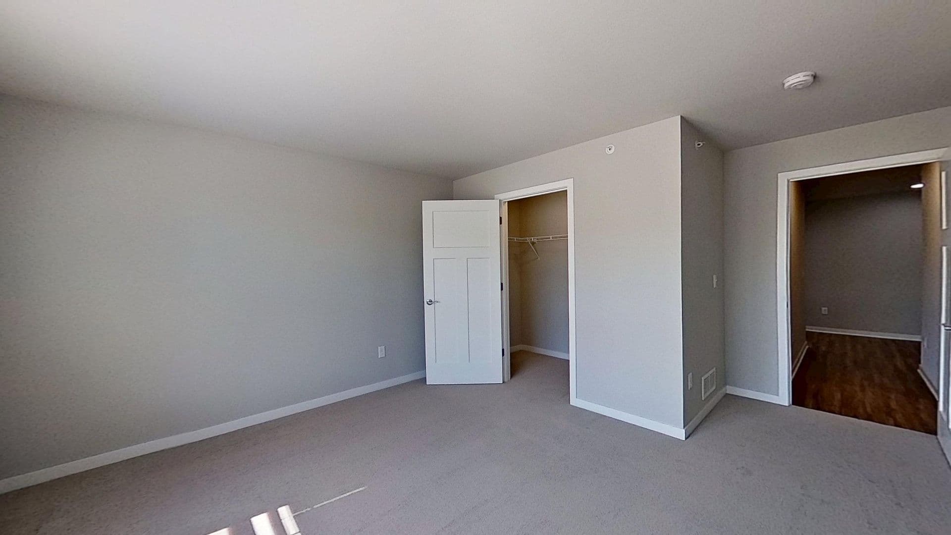 Slinger Apartment: 1777, 1779, 1815, 1831 American Eagle Dr.