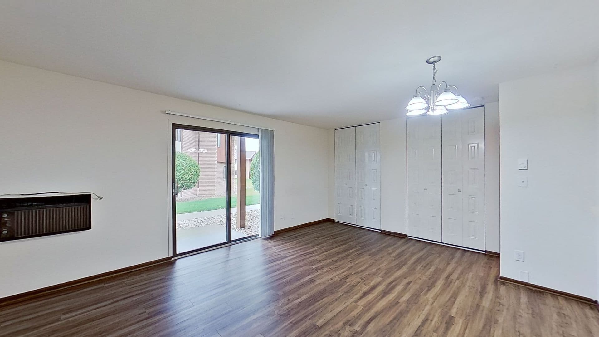 Menomonee Falls Apartment: N76 W14535 Market Drive