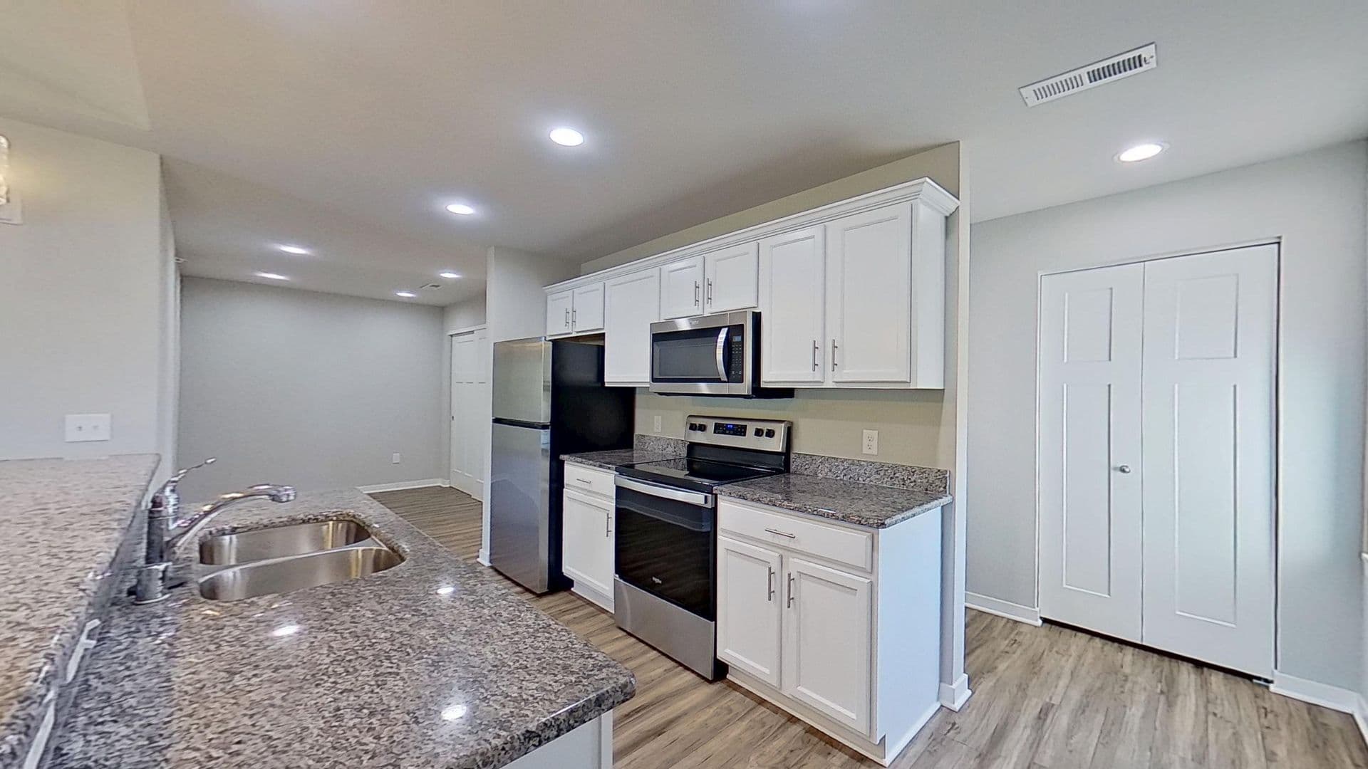 Slinger Apartment: 1777, 1779, 1815, 1831 American Eagle Dr.