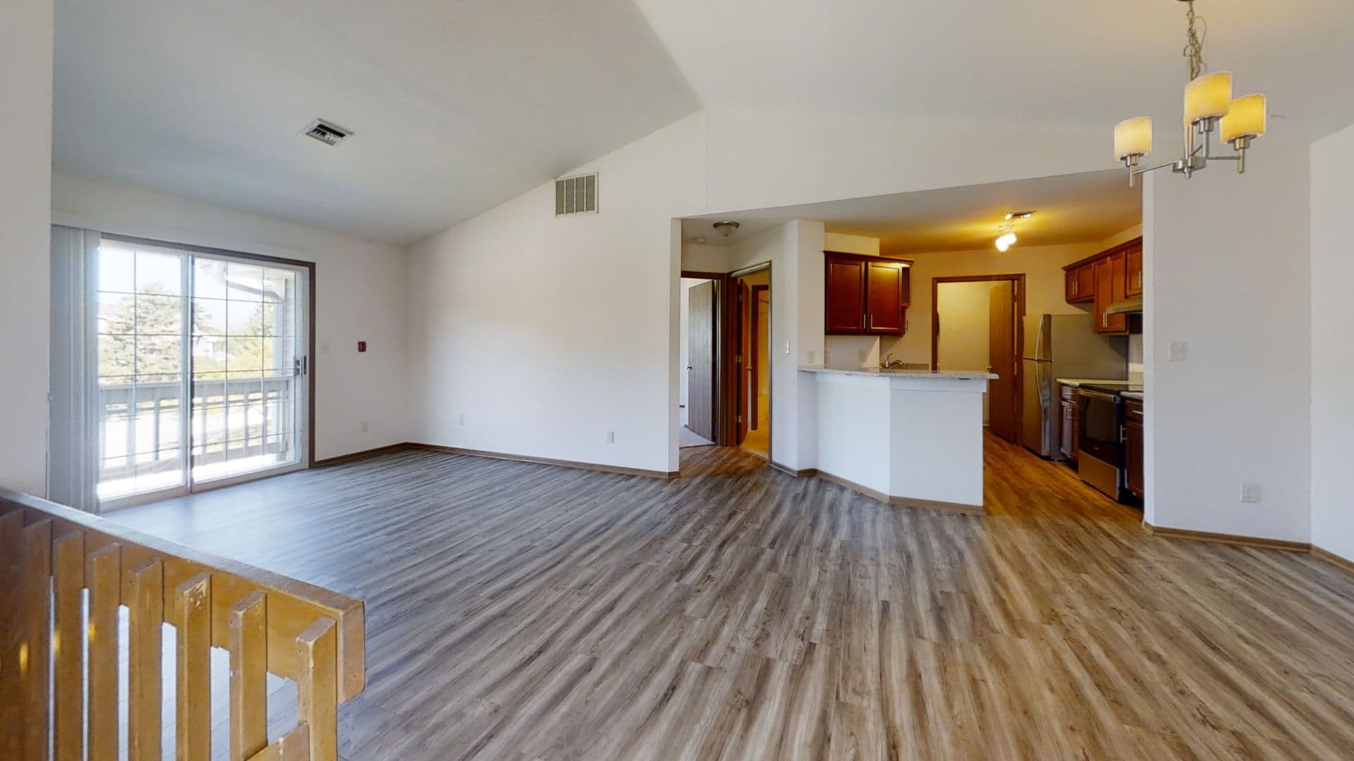 Menomonee Falls Apartment: N86 W14210 Fond du Lac Ave