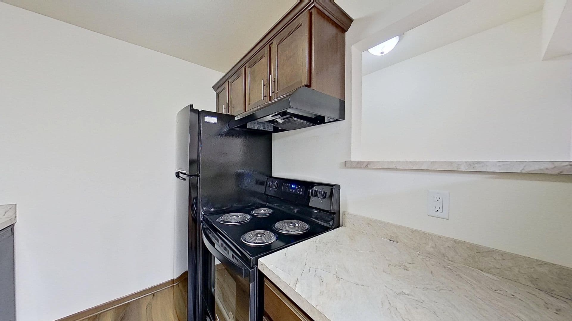 Menomonee Falls Apartment: N83 W13692 Fond du Lac Ave
