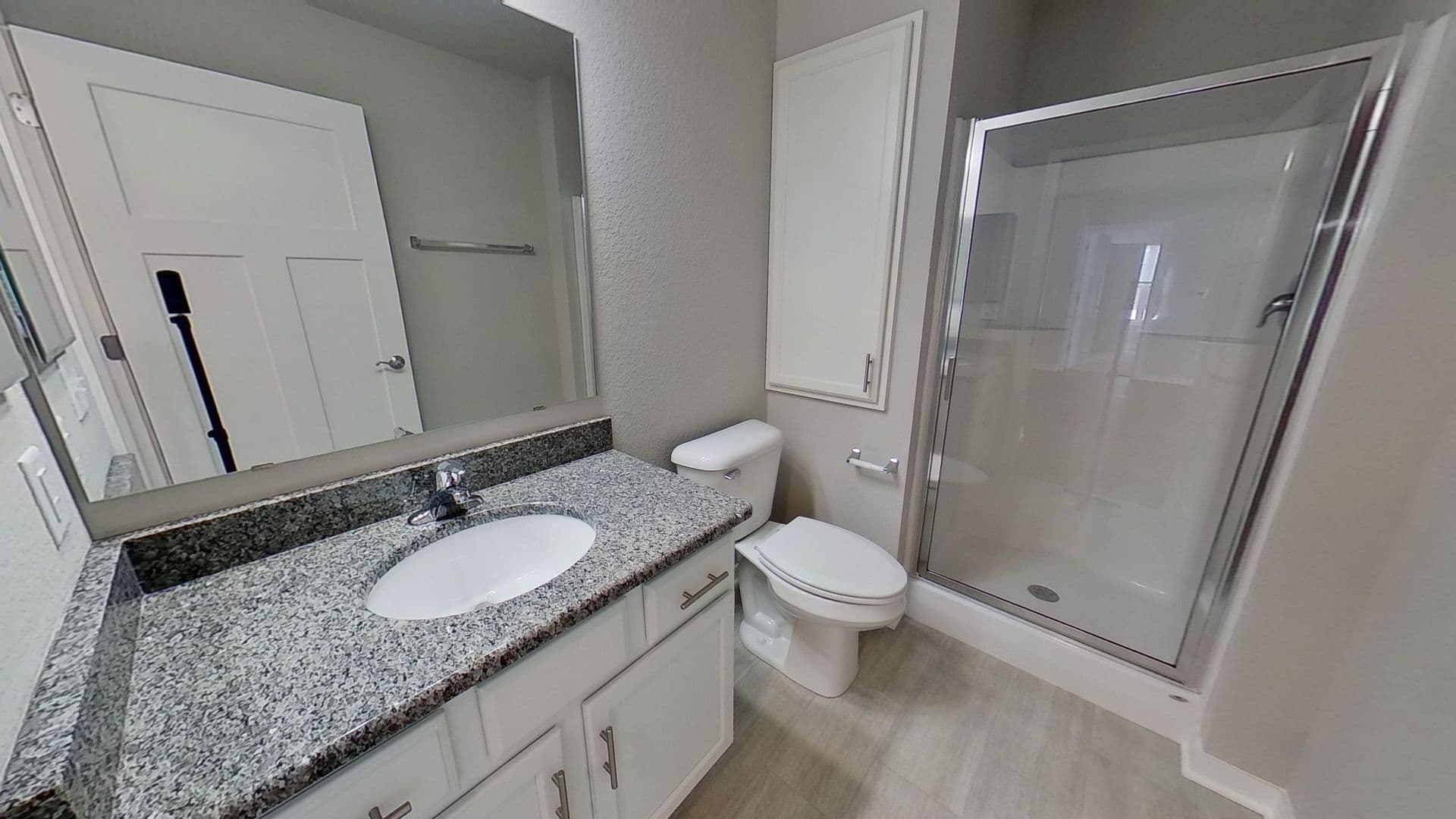 Slinger Apartment: 1777, 1779, 1815, 1831 American Eagle Dr.