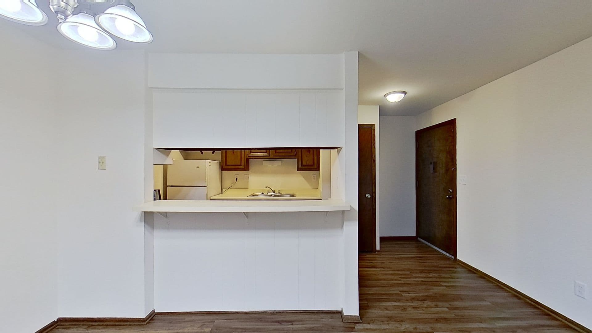 Menomonee Falls Apartment: N76 W14535 Market Drive