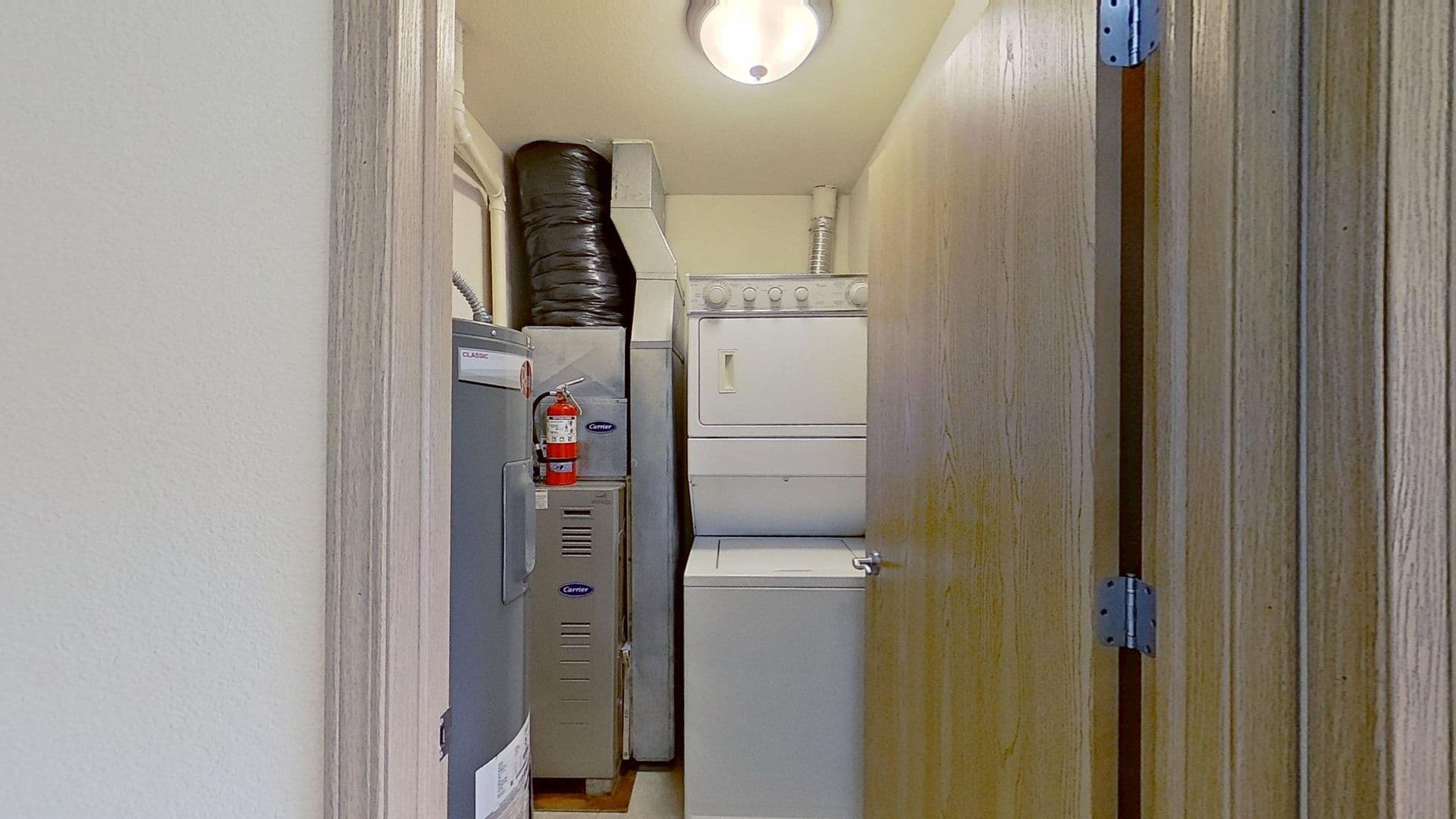 Hartford Apartment: 2791 Gateway Ave