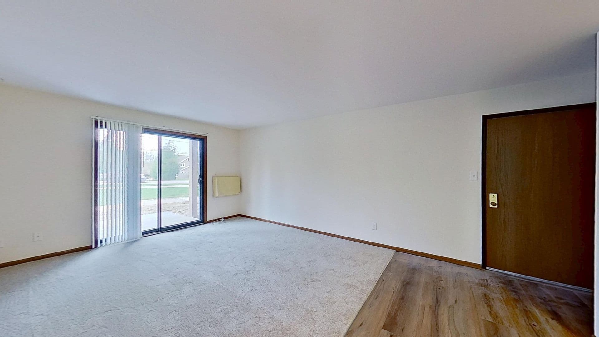 Menomonee Falls Apartment: N83 W13704 Fond du Lac Ave