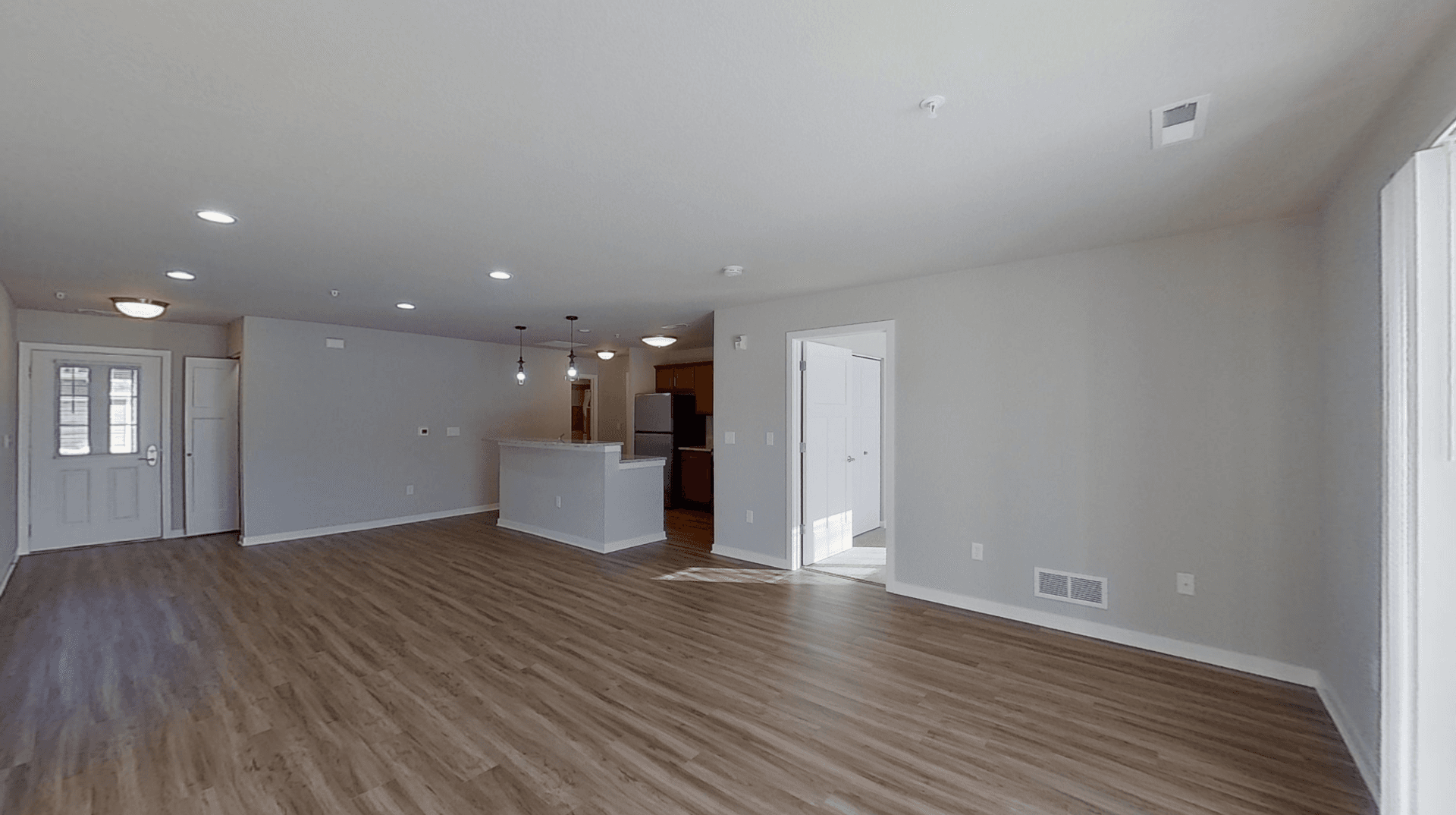 Slinger Apartment: 1904 American Eagle Drive