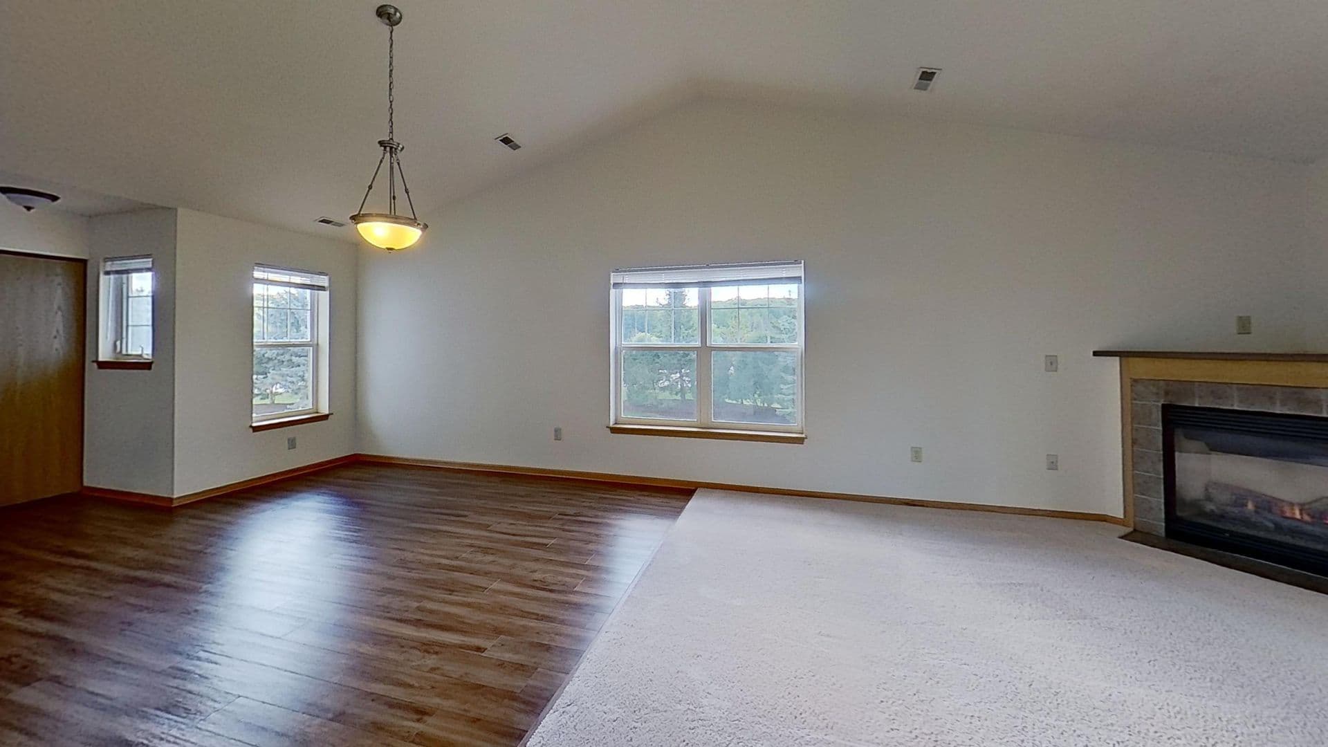 Hartford Apartment: 2791 Gateway Ave