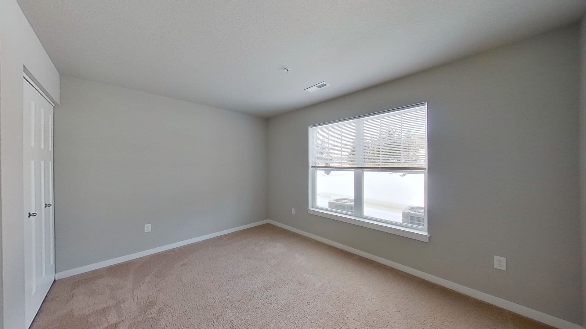 Slinger Apartment: 1777, 1779, 1815, 1831 American Eagle Dr.