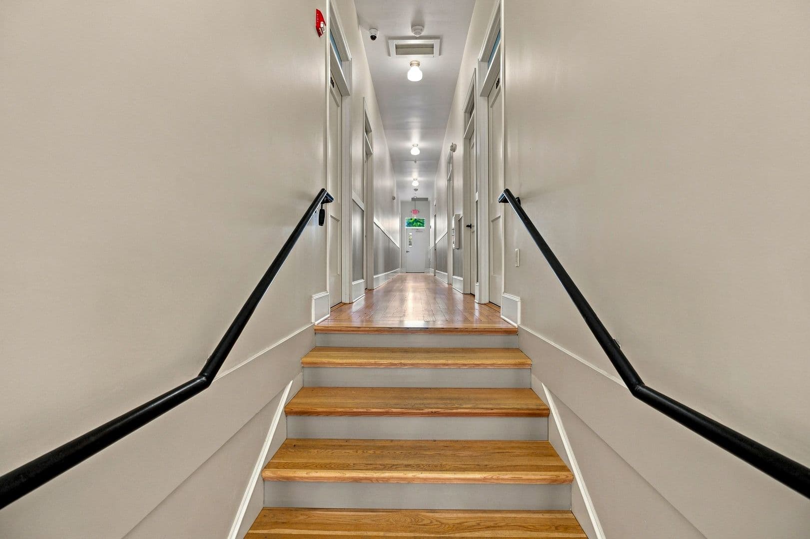 Salem Apartment: 440 State St #220
