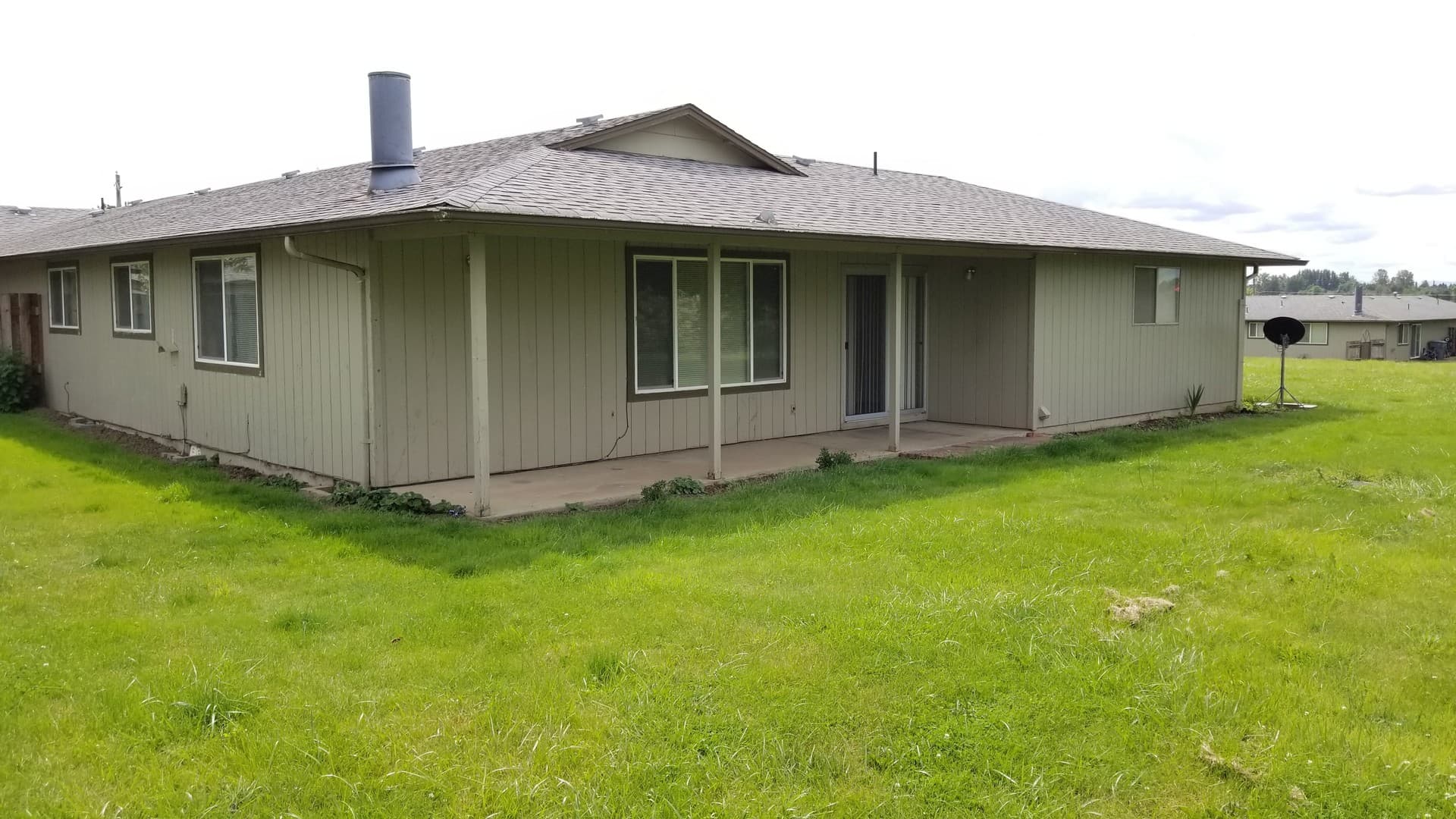 Millersburg Apartment: 4140-4447 Amanda Lane NE, 2809-2819 Conser Rd NE, 2836-2846 Toni St. NE