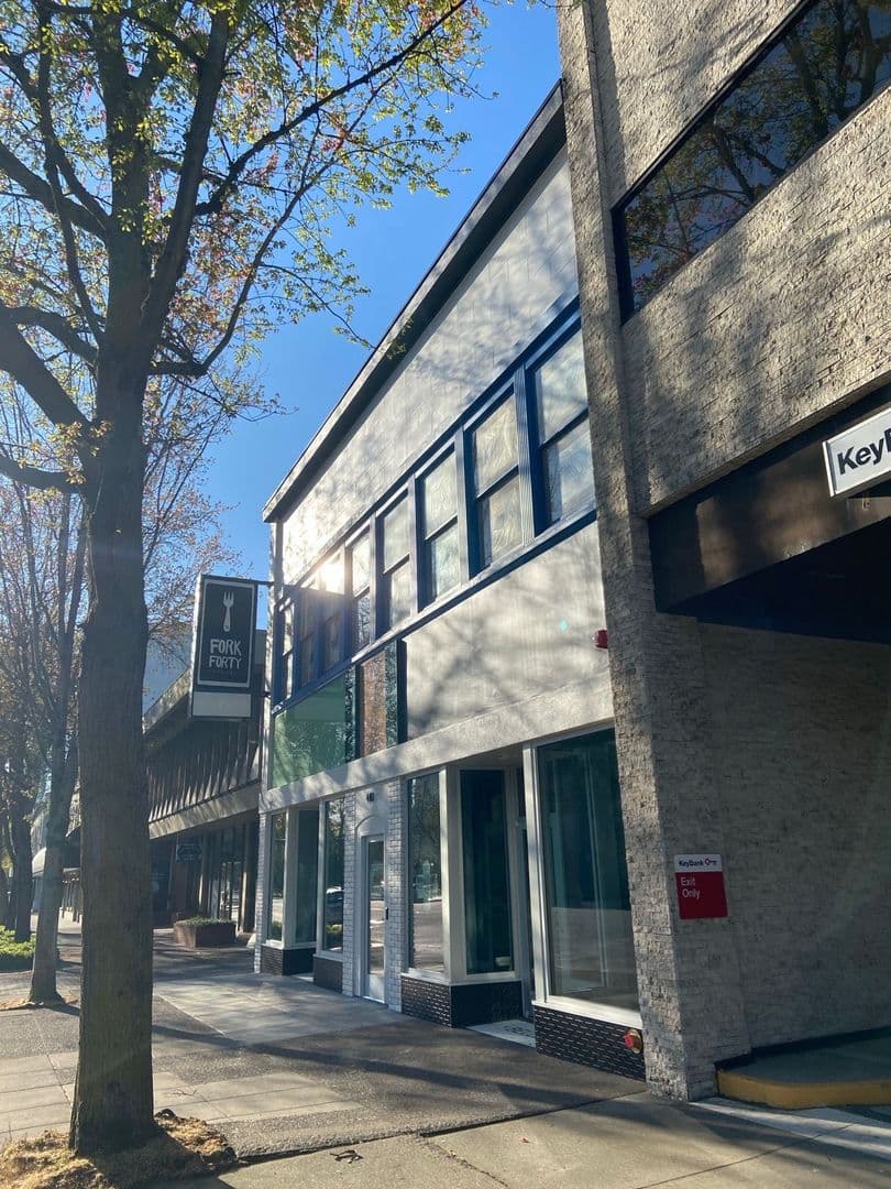 Salem Apartment: 440 State St #220