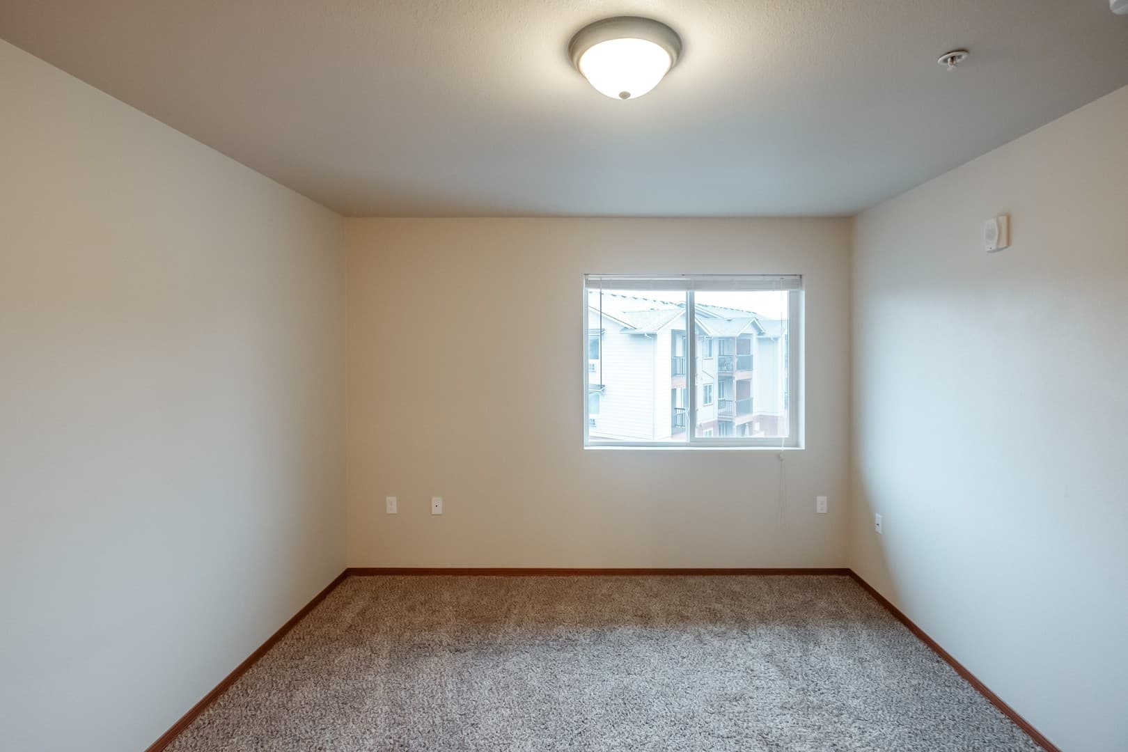 McMinnville Apartment: 2163-2395 Lafayette Ave